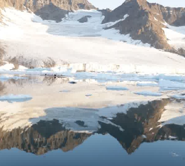 Passage_dans_brasch_kayaks_de_loin.jpg