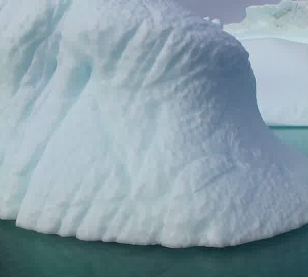 Petit_iceberg_fixe_et_pano_vertical.jpg
