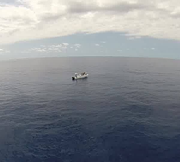 drone vue du petit bateau