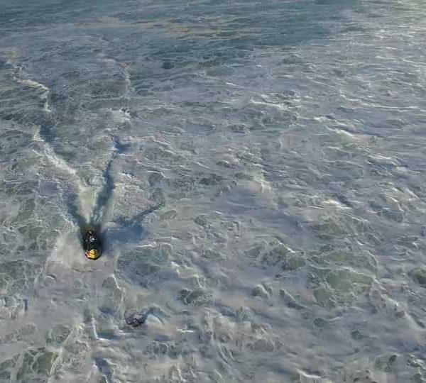 towed-surf-rescue12