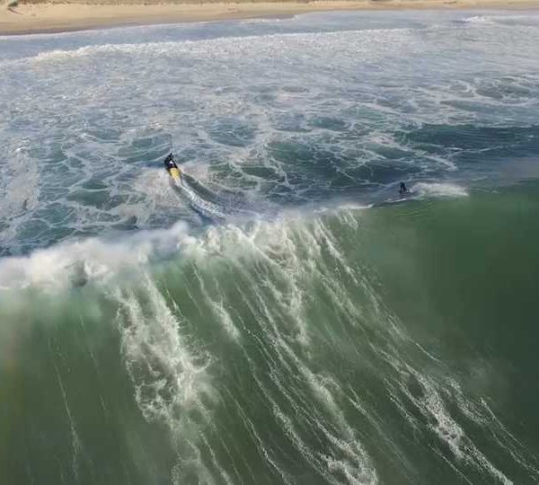 towed-surf-rescue7